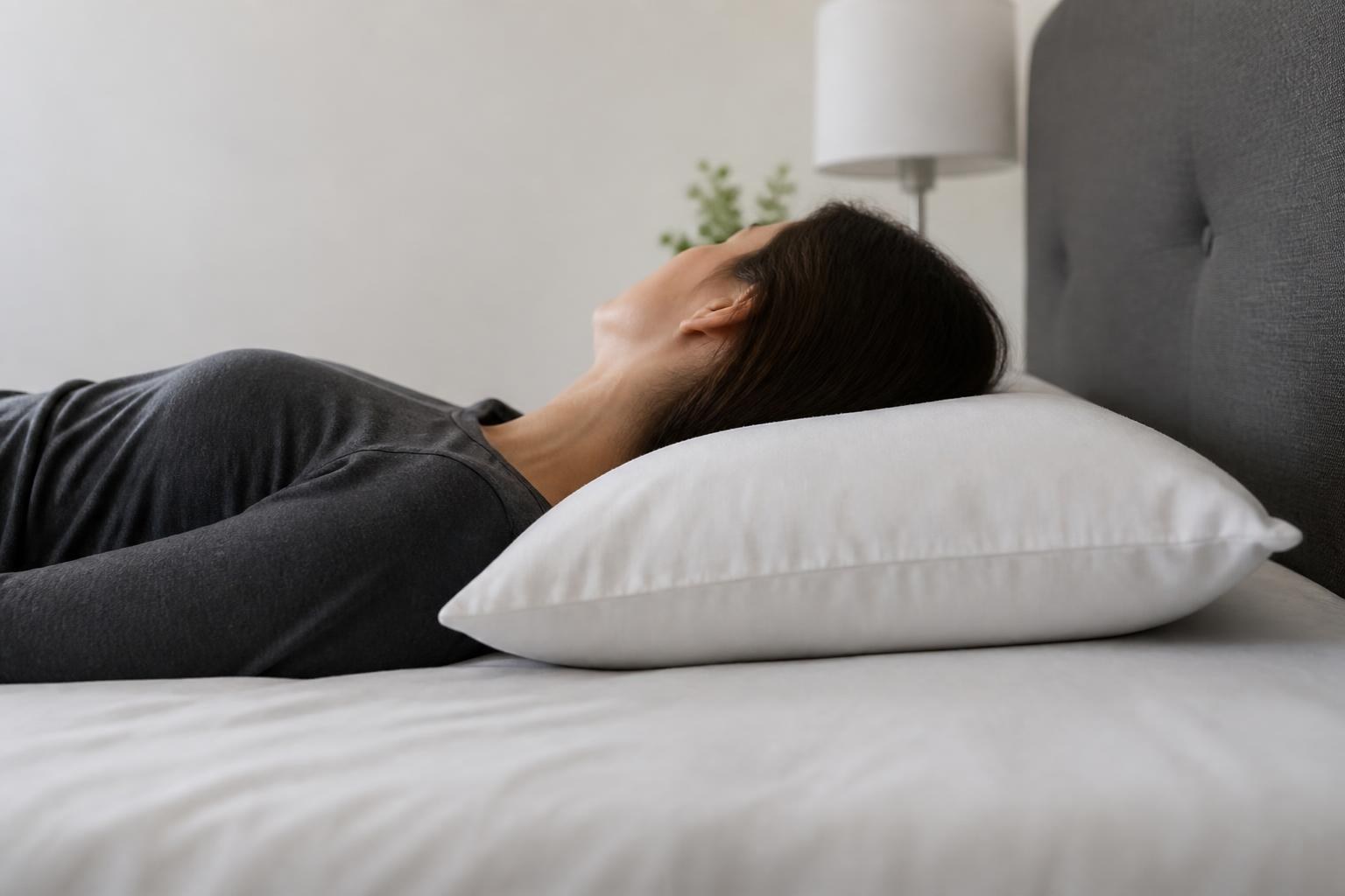 Best Pillow Characteristics for Back Sleepers: A Practical Guide